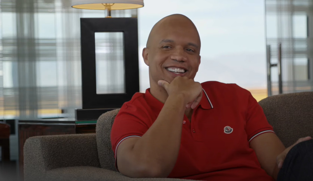 Phil Ivey Makes His Affiliation With Online Poker Site Official
